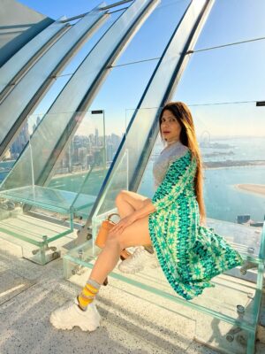 Vinita Bhatia Instagram - Blessed & Thankful for another year! ❤️ 🧿
Thank you for all the love💕
Wishing you all joy, peace, and endless blessings in 2026.❤️🎉
Cheers🥂
#happynewyear #love#photooftheday #instagood #viral