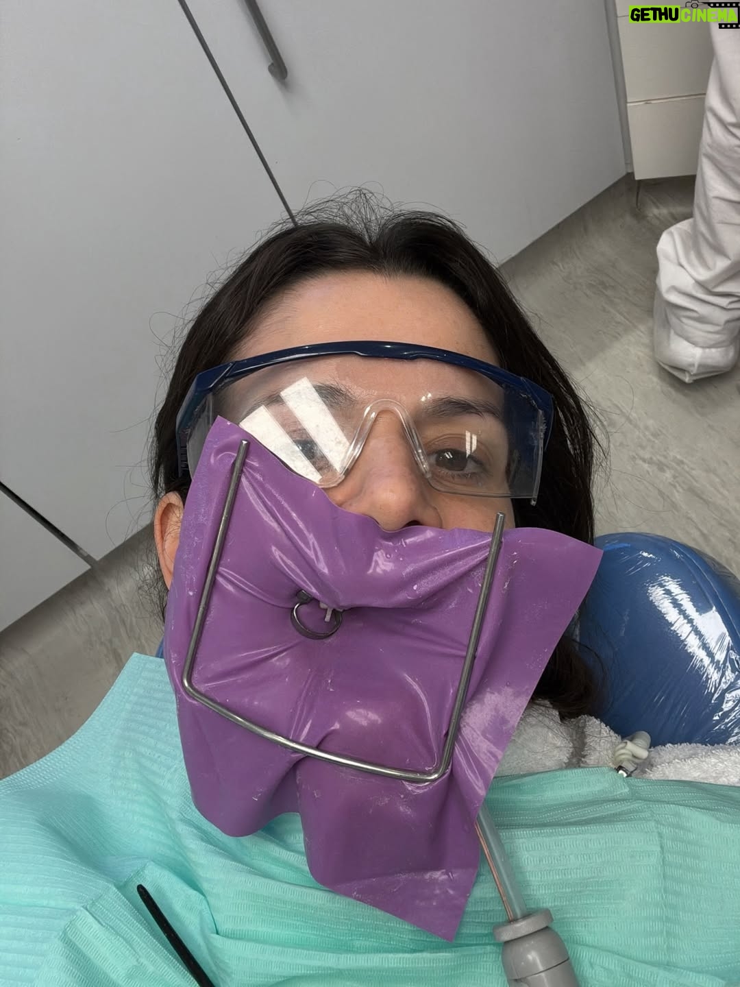 Violeta Urtizberea - 24K Likes - cosas que me pasaron y en el 2025
1 un viaje de chicas 
2 unas funciones espectaculares de Inferno en Chile 
3 cumplí 40
4 una película con @dariobarassi 
5 funciones de Una casa llena de agua en El centro cultural Borges
6 una semana en la isla @corona_argentina 
7 a Lila se le cayó su primer diente
8 juan hizo una obra en calle corrientes
9 me quebré el dedo chiquito del pie
10 una serie hermosa de @danielburmanok con @benjaminvicuna.ok 
11 también trabajé con @rita.corteseok y me hice una amiga
12 grabe envidiosa 
13 hice funciones de Quiero decir te amo en el @teatroelpicadero 
14 me hice un tratamiento de conducto
15 juan me escribió una canción
16 fui Amira 
17 Lila terminó el jardín 
18 nos vinimos a la playa