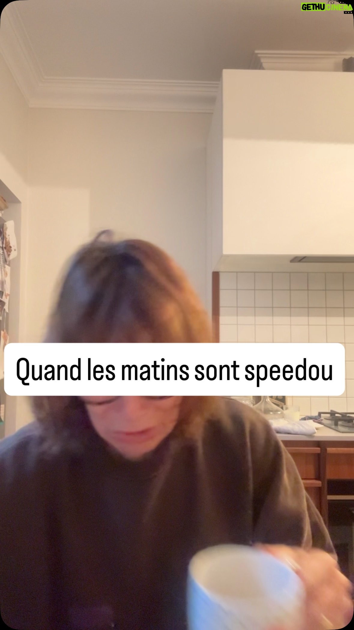 Virginie Hocq - 22.9K Likes - À toi les gens ! bonne chance 😂 #morning #coffee #stil ☕️