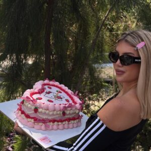 Wanda Nara Instagram - 🤍 mi cumple feliz