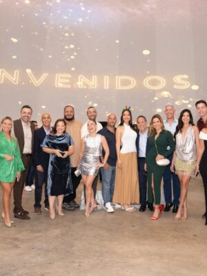Wanda Sais Instagram - ¡Que noche! ✨Upfront 2026 TeleOnce
“Cambiando el juego”
Honrada por seguir creciendo de la mano de TeleOnce.
Gracias @josemahernandez @luanimir @luisitovazquezpr @alexis_rm por la confianza y por permitirme evolucionar en cada proyecto. ¡Gracias! ¡Gracias! 📸 @juanantoniocorderomusic 
Lo mejor está por venir. 💥💫
