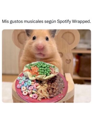Wendy Ramos Instagram - Este año me he reído mucho con los memes que iba encontrando y compartiendo con ustedes en mis historias 😁
Hoy quería subir 20… pero terminé escogiendo 32🤭
Así que pensé subir 16 hoy y 16 el sábado, ¿ya? (mañana subo algo especial)♥️
Un poco de risa siempre viene bien, besos para todos 🤗
Háganse un año maravilloso ♥️