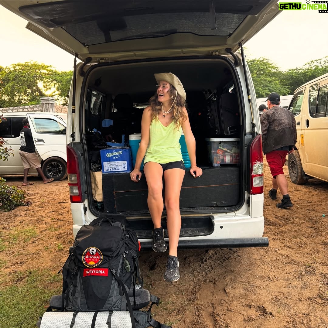 Wiktoria Gąsiewska - 5.4K Likes - Next stop Kenia! 🇰🇪🦓
