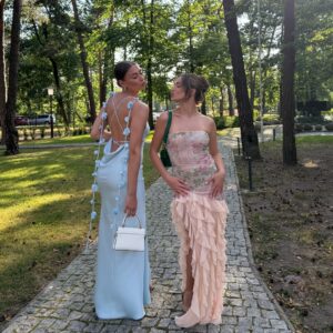 Wiktoria Gąsiewska Instagram - Powrót z Afryki do mojej rzeczywistości, szybki wypad w Tatry, wesele i dużo pracy… 
Każda podróż jest piękna, ale kocham wracać do domu, do moich ludzi ♥️ #homesweethome
