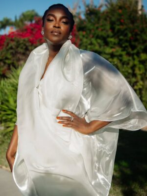 Wunmi Mosaku Instagram - ✨✨✨

👗 @shameelahhicks 
Pics 1-4
💄 @u.z.o
💇🏿‍♀️ @iamaraxilindsey
📸 @giannasnapped
Pic 5
📸 @michaelrowephoto
💄 @joannasimkin
Pic 6
📸 @lukefontana