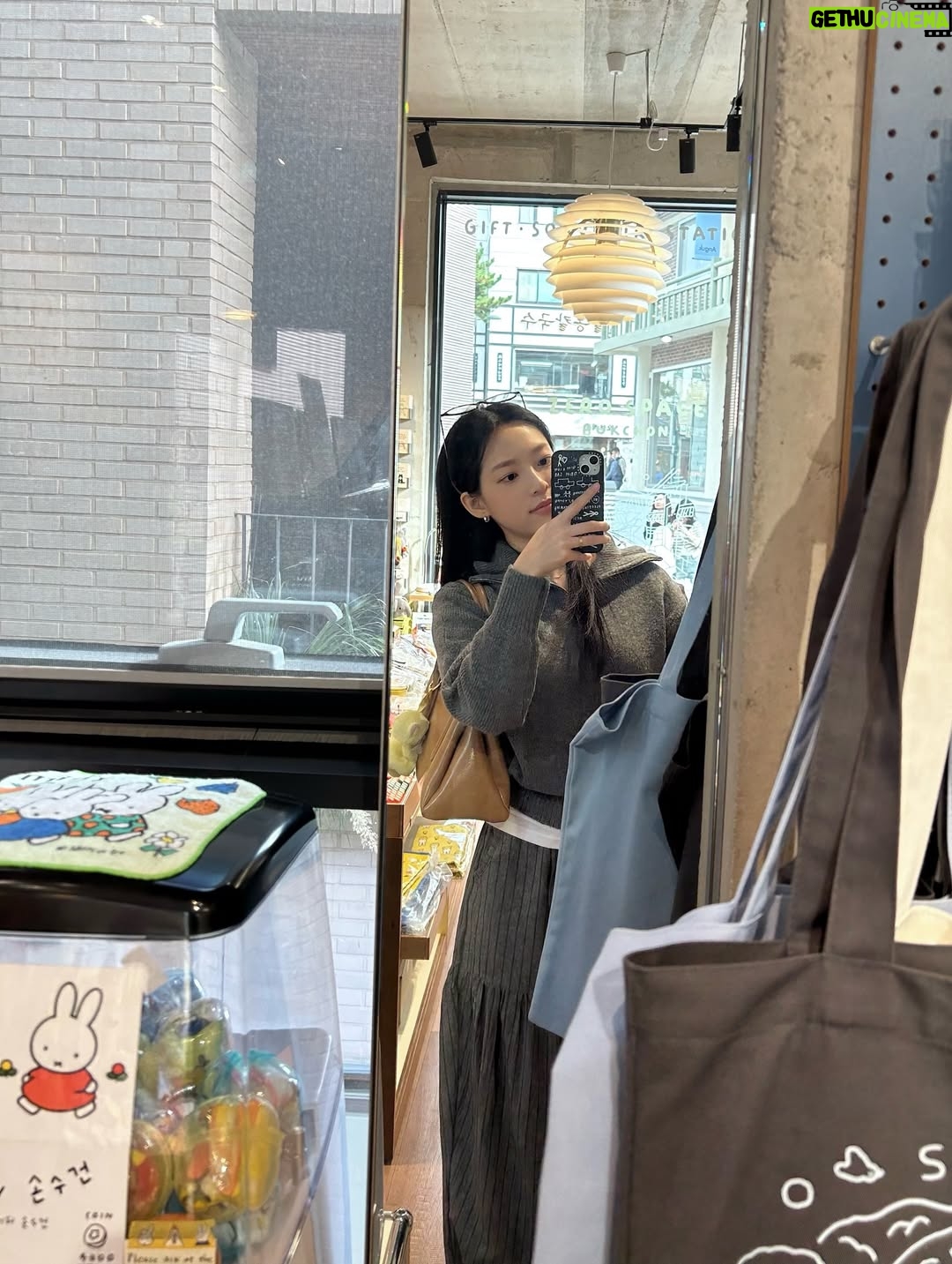 YENA - 3 Likes - 