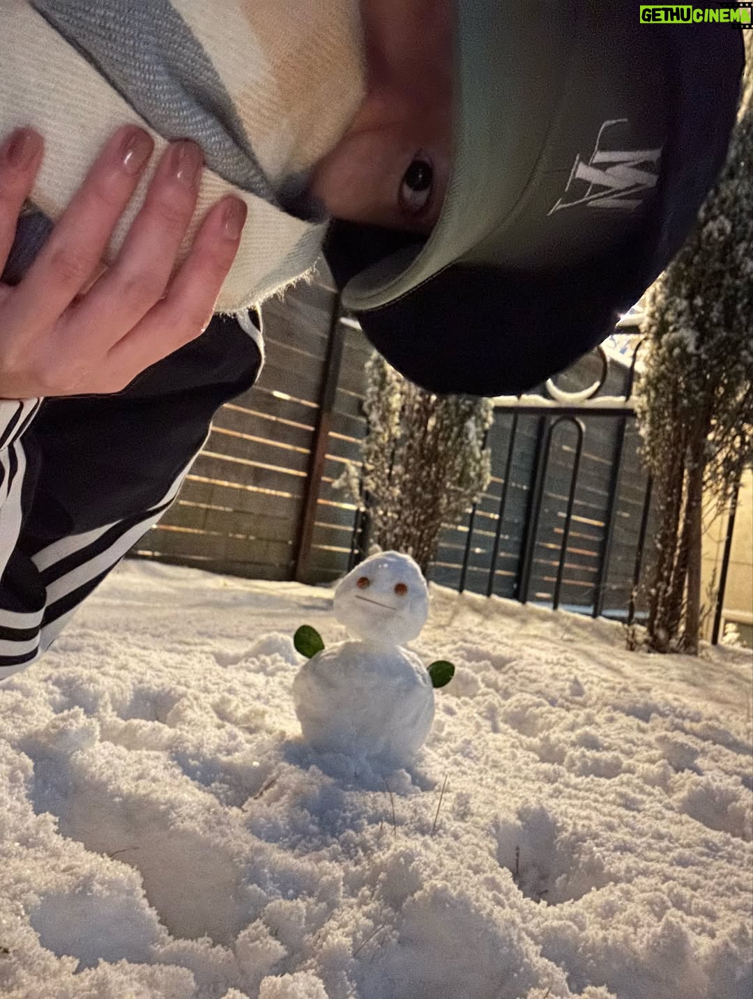 YENA - 3 Likes - 메리 크리스마스 였습니다🎄❣️