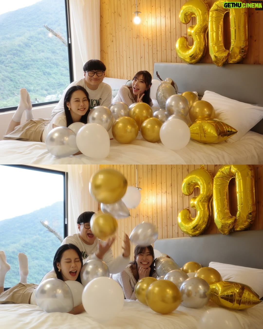 Ya-Gi Lai - 3.9K Likes - 今年看到第一顆蛋糕出現在眼前時 ——
眼淚不小心掉下來了。

也許是因為走過那些在黑暗裡等待陽光的日子，
才更明白被愛著、吹著蠟燭許願、對未來充滿期待
是多麼難得也多麼幸福。

真心謝謝每個階段來到身旁的善良與真誠🫶🏻

“Bad things at times do happen to good people.”
「有時候不幸的事情，也會落在善良的人們身上。」
這句《機智醫生生活2》的台詞，
想分享給同樣勇敢努力中的你們。

最後許個願：
願宇宙讓每個全力以赴，都能再多一點幸運。

祝我生日快樂吧
Happy birthday to me 💛🎂✨🍀 -2025.11.12