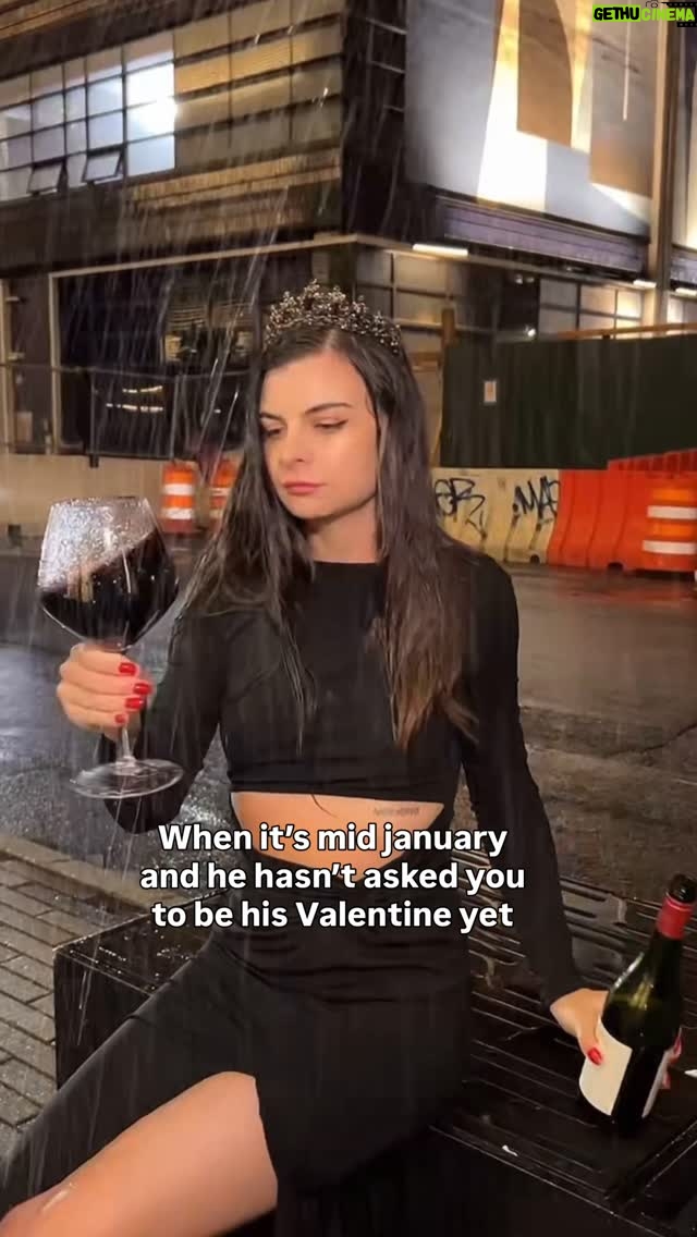 Yanina Mak - 2.4K Likes - Valentine’s Day coming 

#valentinesday#trending#slavicgirl#womenssupport#girltalk