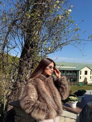 Yashika Khatri Instagram - Slow mornings and peaceful days🤍🤍