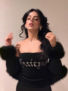 Actress Yashma Gill HD Photos and Wallpapers January 2026