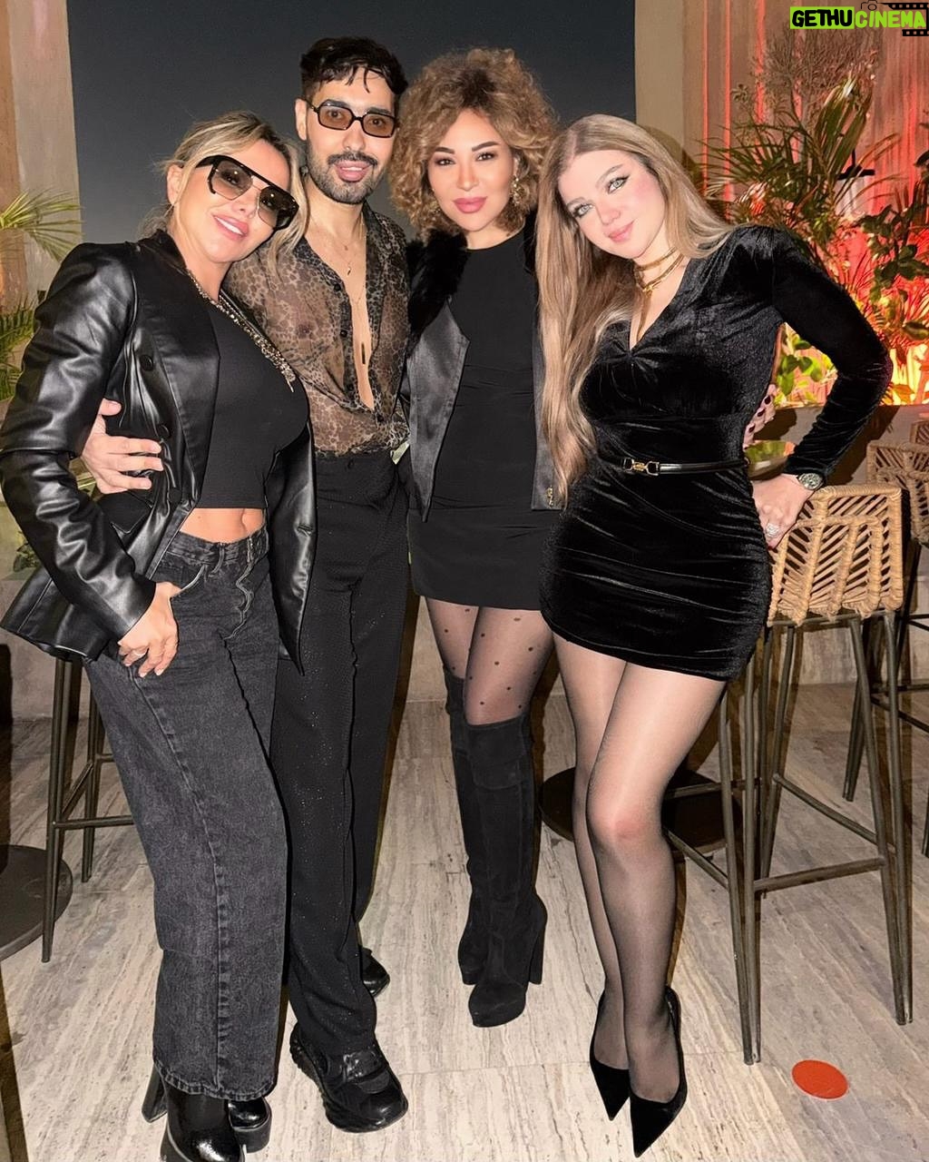 Yasmine El Khateib - 11.6K Likes - Arab Media Beauties Band 😎😉
@razanelmoghrabi @mariamwamin @ahmedabdullah_official