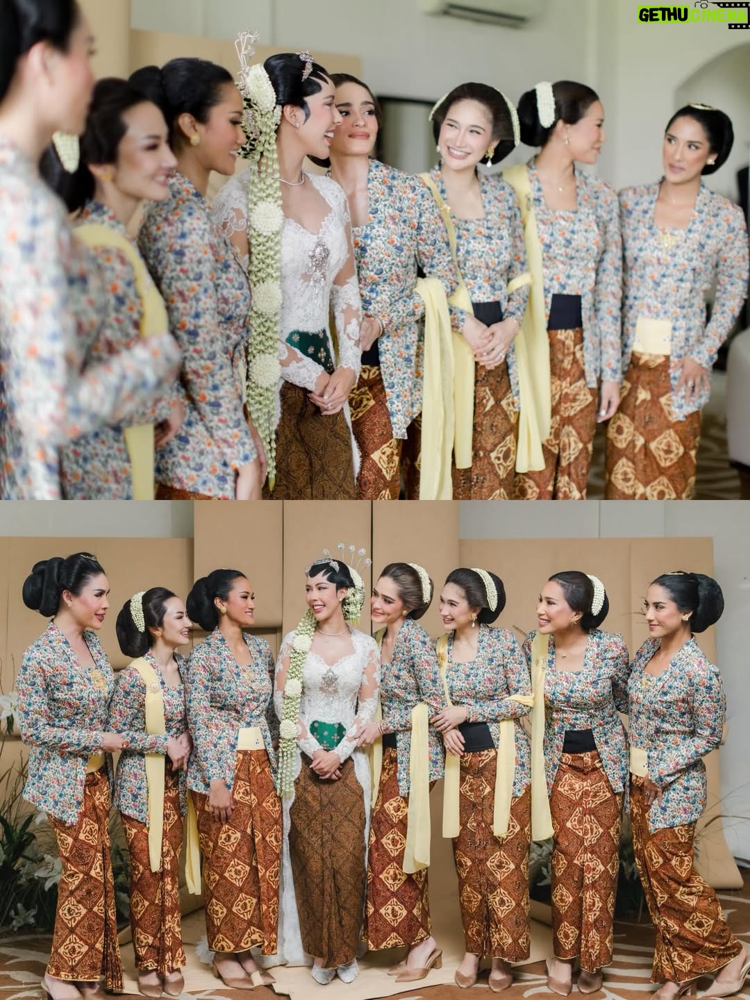 Yasmine Wildblood - 16.1K Likes - Finally the big day arrived and it was beautiful from start to finish. Everything was perfect and I’m so grateful to stand beside you as maid of honor. We cried happy tears, sang along to Brian McKnight and danced all night to koplo 💃🏼

Ci Pat, you were the most beautiful bride in the realest way. Nervous, emotional, overwhelmed with love and that’s what made you glow. Not everything needs to look “perfect” to be meaningful.

And Darma, thank you for choosing her every day. You both are meant for each other.

Wishing you both a beautiful journey ahead ♥️✨