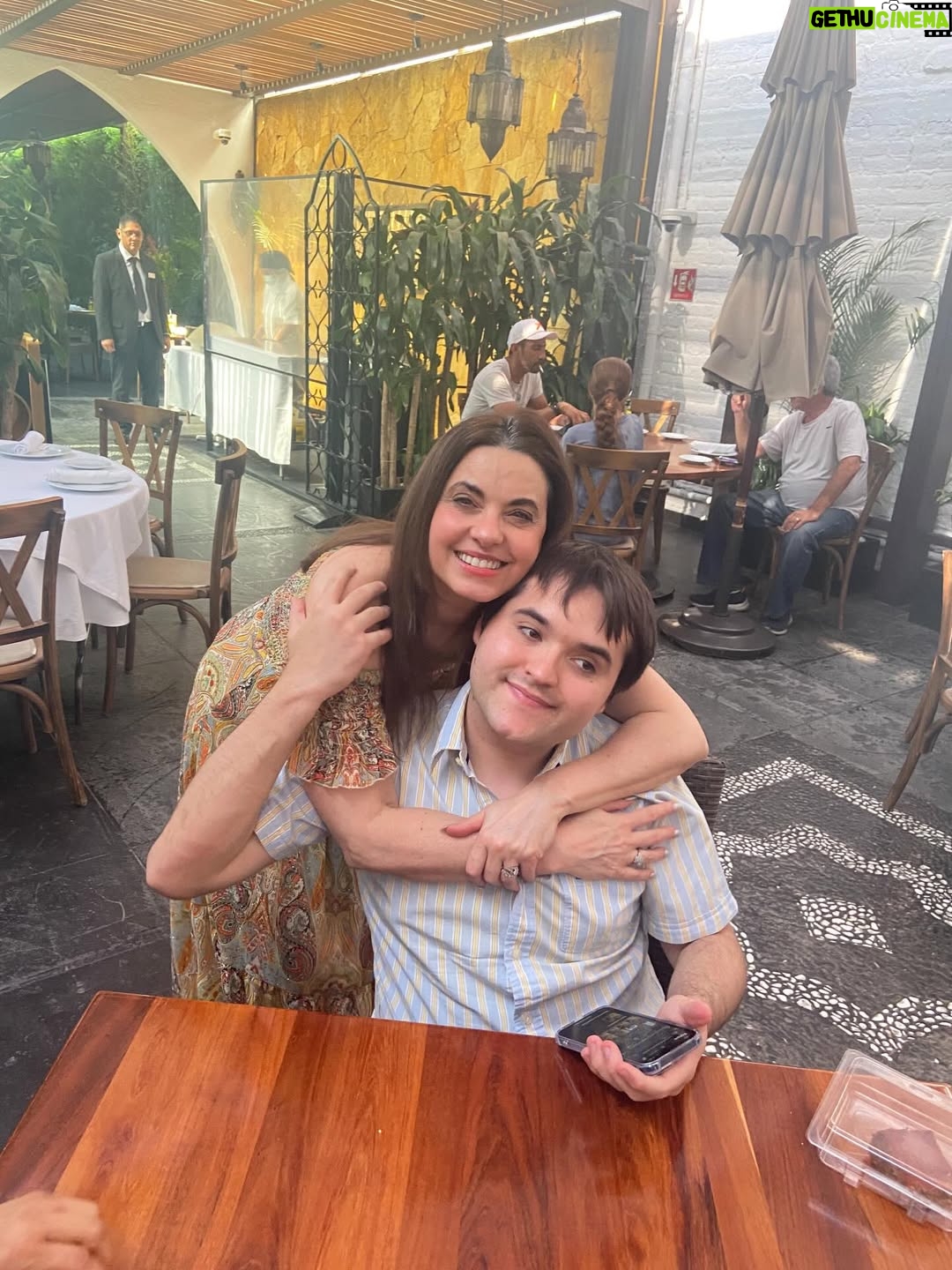 Yolanda Ventura - 4K Likes - “Defender la alegría como una trinchera , defenderla del escándalo y la rutina, de la miseria y los miserables, de las ausencias transitorias y definitivas …” Gracias #2025 #yolandaventura #fichaamarilla