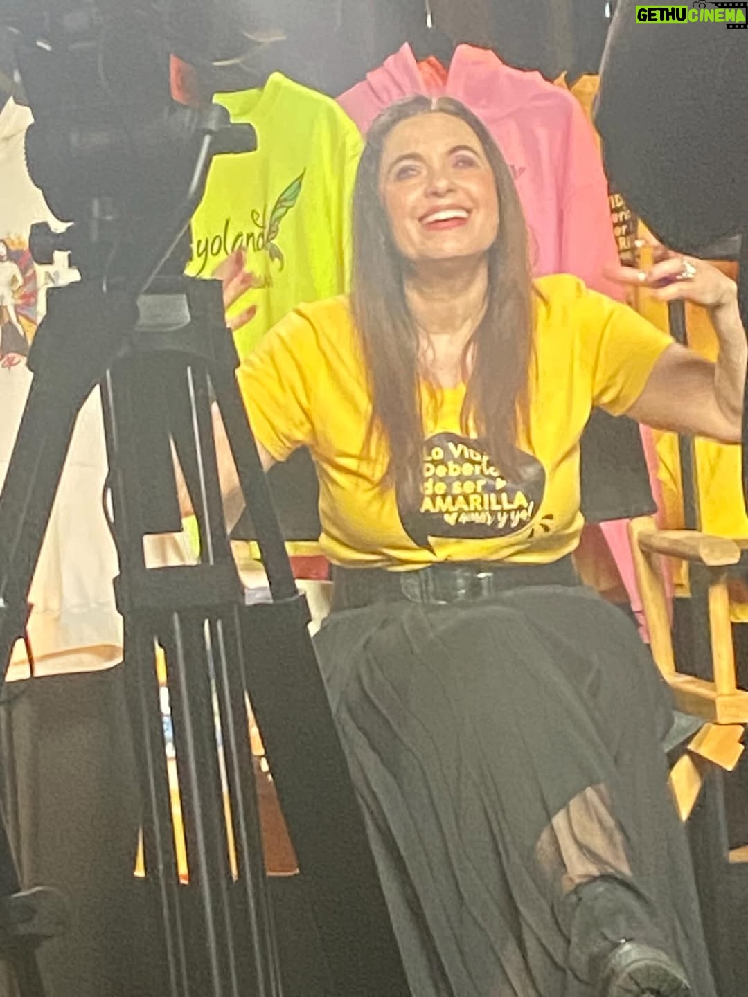 Yolanda Ventura - 4K Likes - “Defender la alegría como una trinchera , defenderla del escándalo y la rutina, de la miseria y los miserables, de las ausencias transitorias y definitivas …” Gracias #2025 #yolandaventura #fichaamarilla