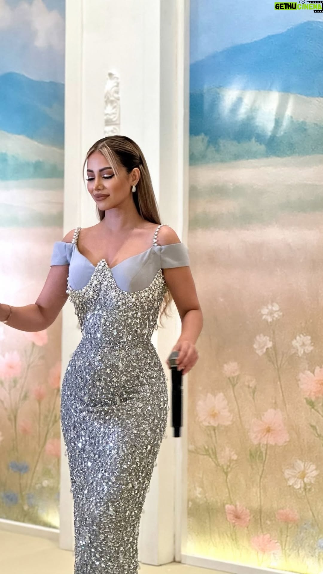 Yousra Saouf - 16.2K Likes - ⁨	زواج احد العوائل الكريمة في #الدوحة 🇶🇦💍

تعهد و تنظيم ‪@zafat_events‬ 
Dress ‪@thaher.baqer‬er⁩