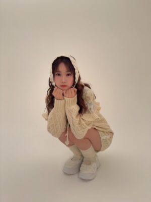 Yu Serizawa Instagram - 💛

31th BirthdayLIVEのグッズ撮影の私です！
いろんなアイスのフレーバーになったよ🍨

stylist @1219__a 

🍨vanilla
tops,pants,shoes @merryjenny_instagram

🍭POPPING SHOWER
earring @eclat__douceur @karhtu_press
ring @monamie79_official @karhtu_press

🍓strawberry
ring @monamie79_official @karhtu_press
shoes @randa_pic

🦄cotton candy
necklace,skirt @harajuku_jacks
shoes @randa_pic