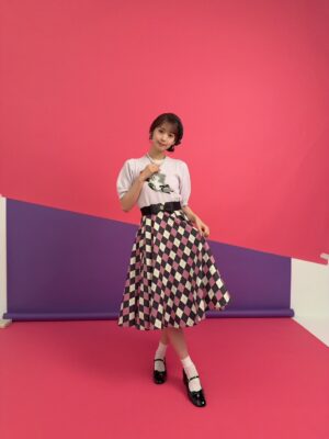 Yu Serizawa Instagram - 💛

31th BirthdayLIVEのグッズ撮影の私です！
いろんなアイスのフレーバーになったよ🍨

stylist @1219__a 

🍨vanilla
tops,pants,shoes @merryjenny_instagram

🍭POPPING SHOWER
earring @eclat__douceur @karhtu_press
ring @monamie79_official @karhtu_press

🍓strawberry
ring @monamie79_official @karhtu_press
shoes @randa_pic

🦄cotton candy
necklace,skirt @harajuku_jacks
shoes @randa_pic