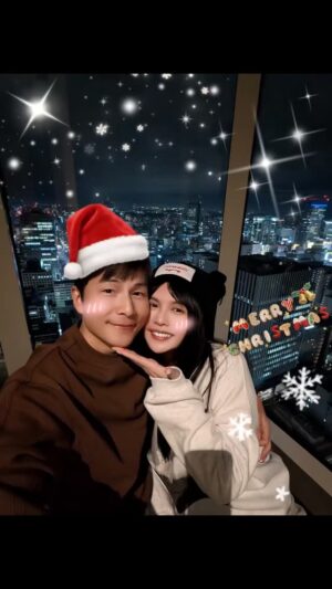 Yu-Tung Hsia Instagram - 發生了好多讓人覺得不平靜的事
但還是希望大家能努力用平靜的心面對
2025就快結束
願 大家都能拿出超越百分百的勇氣
接受所有的挑戰 並迎刃而解
多些肯定給自己
多點溫暖給他人
願 所有人都平安 順心
童協祝大家~
Merry Christmas !
and Happy New Year !