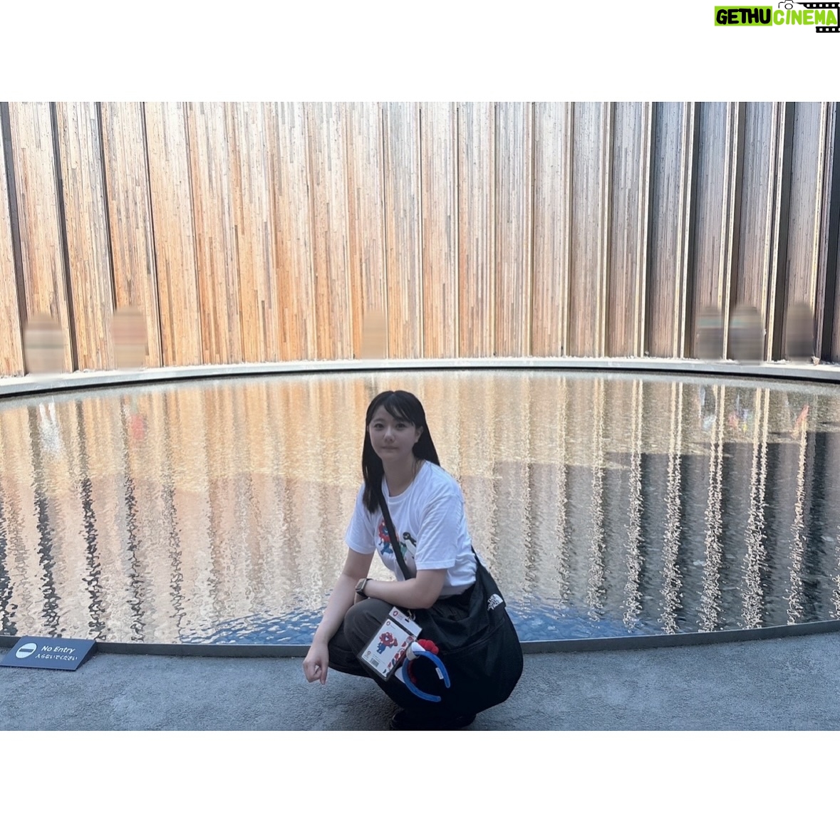 Yumiko Takino - 5.9K Likes - トータルで4回も行くことができました！
本当に楽しかったし、旅行に行こう、、！と何度もなりました😌
ミャクミャクグッズ、どんどん増えていきました！まだ増えるかも🙂

そして最後にも載せましたが
JR西日本グループからの万博に携わった皆様に感謝を伝えるポスターに出演しています！

桜島駅での撮影中、万博に向かう笑顔を沢山見ることができました😌
JR西日本管内の駅で見かけたら是非教えてください💭

#大阪万博 #万博 #大阪関西万博 #ミャクミャク 
#expo2025 #osakaexpo2025 #jr西日本