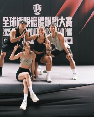 Yun Liu Instagram - ‘
時間拉回到12/13-14
Team Hyrox 大使007小隊
去比了一場CrossFit 全球極限體能鋼鐵大賽

謝謝我的神隊友們從預賽就一直揹著我進到正賽🥹
肯定是腎上腺素作祟,場上的那個人是另一個我🤣
說真的已經過了兩週,好像記憶猶新又好像是在作夢
總之騙不了人的是我身體每一個部位的酸痛…..

還是那一句,運動這條路上我會繼續痛並快樂著~

下一場2026/02/28-03/01 Hyrox Taipei 見✌🏻

TEAM HYROX
@hyroxtw 
@chouunn_ 
@peeta.gege 
@l7athlete_caleb 

📷 @rhb717 
🏋️ @2025tpfgp 

#hyrox #hyroxtw #hyroxambassador #crossfit #tpf