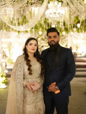 Zahra Waseem Instagram - 🦢💍🕊️

👗 @mysiebytahira 
💄 @fazistudio