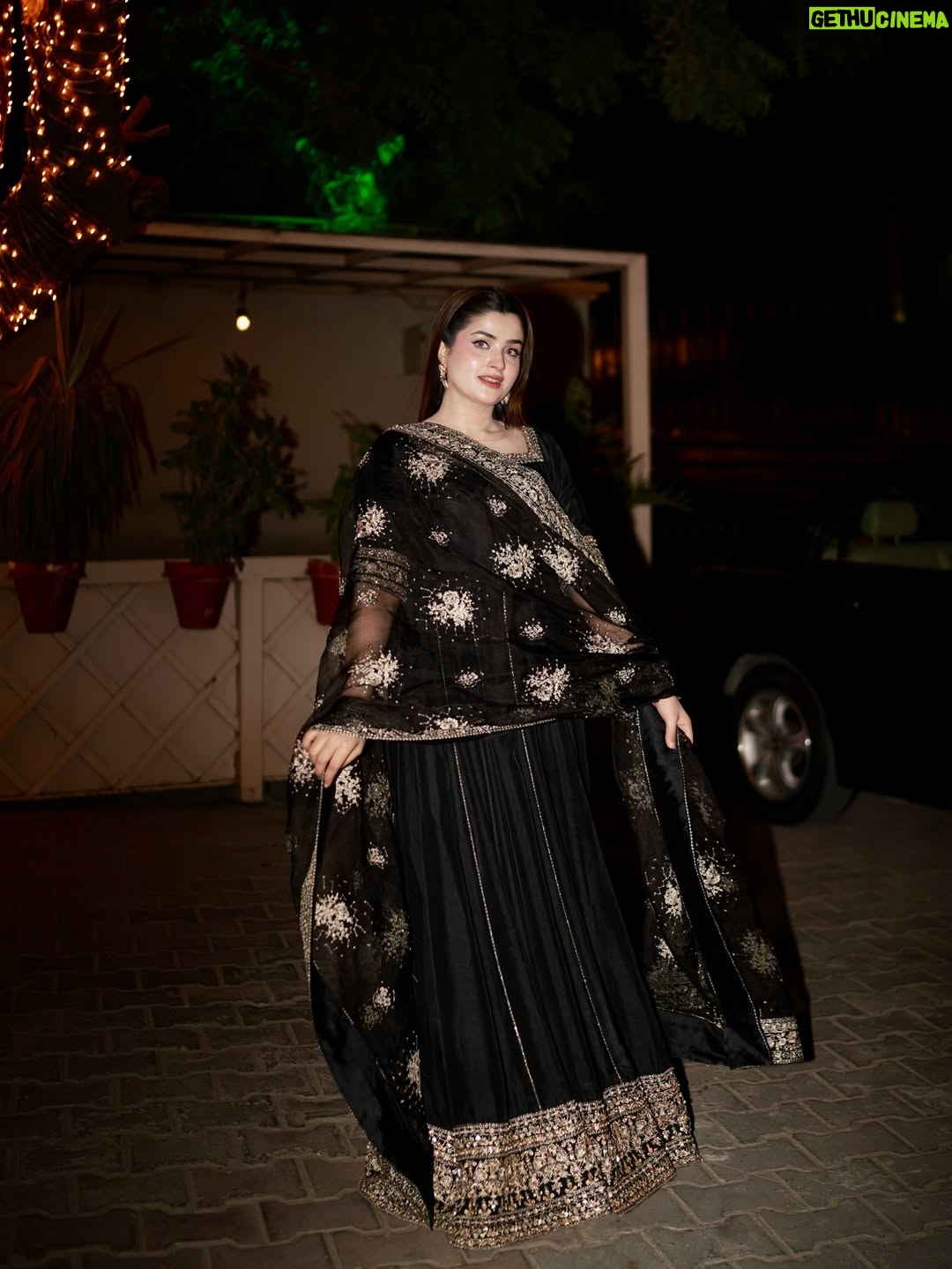 Zahra Waseem - 72.2K Likes - Qawali night🖤

👗 @kanwalmalik.official