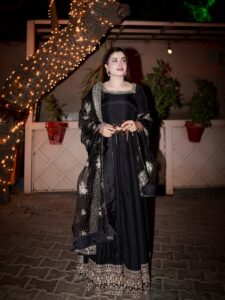 Actress Zahra Waseem HD Photos and Wallpapers January 2026