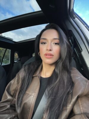 Zeliha Kendirci Instagram - :)