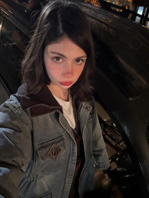 Zeynep Atılgan Instagram - yes sirr 🫡
1) çeyrek mafya ☘️
2) uyuyan baysalım 👼🏼
3) naber ula fadime 
4) furtuna mermaids 
5) mağaramın direği
6) kızlarını aç bırakmayan biri 💖
7) hala toplantisu
8) halasının minik bresi
9) canını seven kaçsın arabayı ben kullanıyorum. 
10)sete gidiş
11) arabayı ben kullanırken bile bana güvenen canım hocam,canım ekip
12)YİCEM BU FOTOĞRAFI ULA
13) koçarilerden 
14) isfad fc 
15) herkese kurşun sana çiçek behçetum
16) favori delim 
17) İsEy 🔥
18) Şirinum, kraliçe furtunam
19) tehlike
20) bilema da baskethan