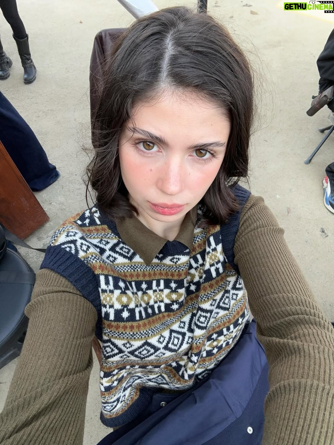 Zeynep Atılgan - 275.5K Likes - Biz biraz sicak nevaleyiz 🥰