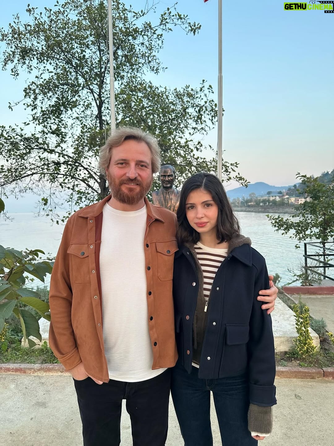 Zeynep Atılgan - 504.4K Likes - Fadime Koçari tbd yeni dump gururla sunar ☘️🤍 

Akşam görüşmek üzere :)
@ogm.pictures 
@tasacakbudenizdizi