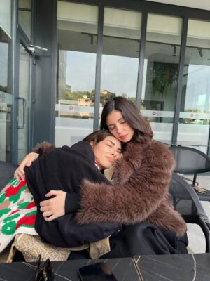 Zeynep Atılgan Instagram - Fadime Koçari tbd yeni dump gururla sunar ☘️🤍 

Akşam görüşmek üzere :)
@ogm.pictures 
@tasacakbudenizdizi