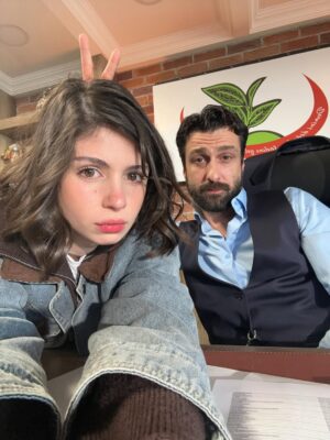 Zeynep Atılgan Instagram - yes sirr 🫡
1) çeyrek mafya ☘️
2) uyuyan baysalım 👼🏼
3) naber ula fadime 
4) furtuna mermaids 
5) mağaramın direği
6) kızlarını aç bırakmayan biri 💖
7) hala toplantisu
8) halasının minik bresi
9) canını seven kaçsın arabayı ben kullanıyorum. 
10)sete gidiş
11) arabayı ben kullanırken bile bana güvenen canım hocam,canım ekip
12)YİCEM BU FOTOĞRAFI ULA
13) koçarilerden 
14) isfad fc 
15) herkese kurşun sana çiçek behçetum
16) favori delim 
17) İsEy 🔥
18) Şirinum, kraliçe furtunam
19) tehlike
20) bilema da baskethan