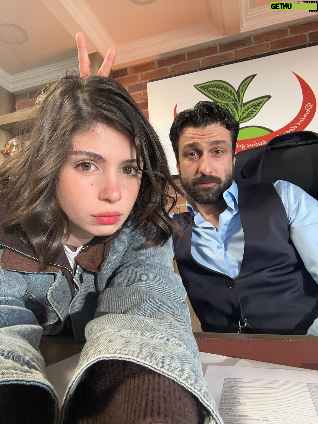 Zeynep Atılgan - 297.2K Likes - yes sirr 🫡
1) çeyrek mafya ☘️
2) uyuyan baysalım 👼🏼
3) naber ula fadime 
4) furtuna mermaids 
5) mağaramın direği
6) kızlarını aç bırakmayan biri 💖
7) hala toplantisu
8) halasının minik bresi
9) canını seven kaçsın arabayı ben kullanıyorum. 
10)sete gidiş
11) arabayı ben kullanırken bile bana güvenen canım hocam,canım ekip
12)YİCEM BU FOTOĞRAFI ULA
13) koçarilerden 
14) isfad fc 
15) herkese kurşun sana çiçek behçetum
16) favori delim 
17) İsEy 🔥
18) Şirinum, kraliçe furtunam
19) tehlike
20) bilema da baskethan