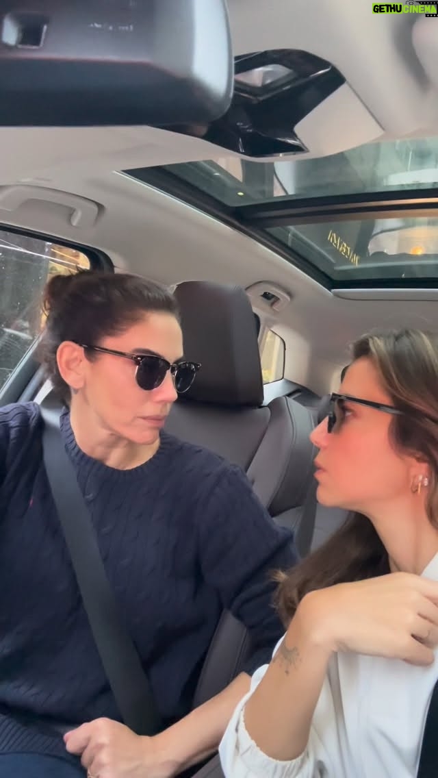Zeynep Beşerler - 9K Likes - Ablalar kardeşlerini her konuda tembihler, kardeşler "işine geldiği kadarını" anlar😁 bu değişmez bir kuraldır😬