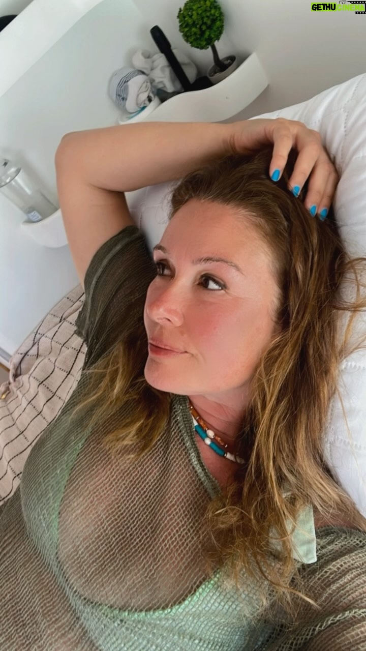 Zeynep Gülmez - 678 Likes - Yine güzel bir sezon açılışı oldu😍 güzel tanışmalar güzel anılar ve bol kahkaha🧿 bu da reels albümümde dursun @baharinseyirdefteri @karavan_dayiz @gingercamping @baykusbyginger @aksac.nazan @inan_ulas_torun @denizkirofficial 🧚🏽