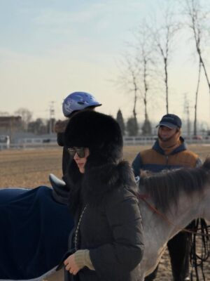 Zhu Zhu Instagram - 🌞🐎🍓
