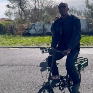 Zoé Marchal Instagram - J’aime beaucoup trop tous ces gens 🤍🫂
On a pris trop de plaisir sur ce film et il est dispo.
CARKJACKERS de @kamelguemra sur @primevideofr
