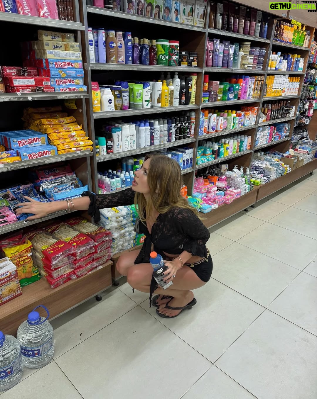 Zsá Zsá Inci Bürkle - 6.9K Likes - ich seh hier nur einen snack 💋