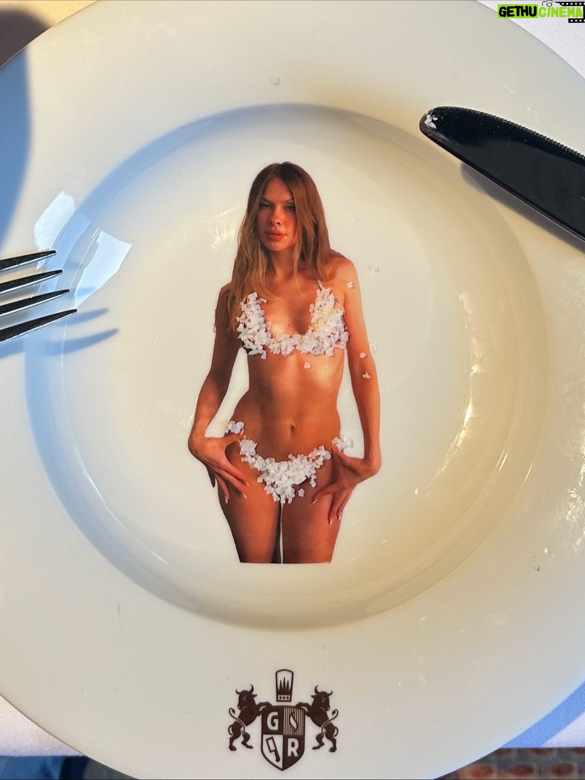 Zsá Zsá Inci Bürkle - 7.5K Likes - serviert und gegessen 🍽️