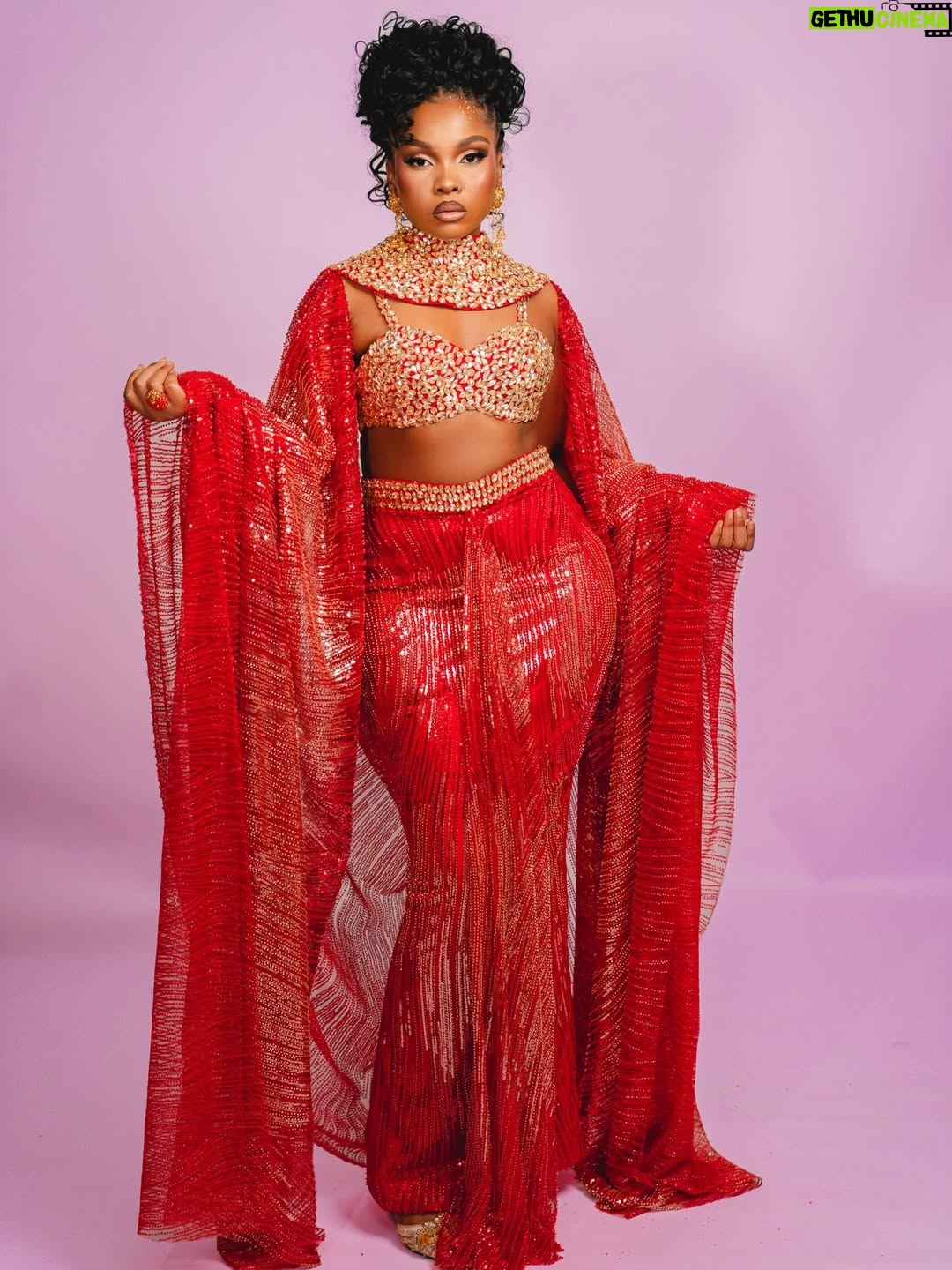 Zuchu - 83.8K Likes - THE GSM FAMILY WEDDING NIGHT 

Dressed by @mahaumes 
MUA @emeraldglows 
HAIR @lismabeauty 
Hair Company @africanstar_tanzania 
Braids name :Princess 
Color .No 1

📸 #Pichayaelly  @elly_yd