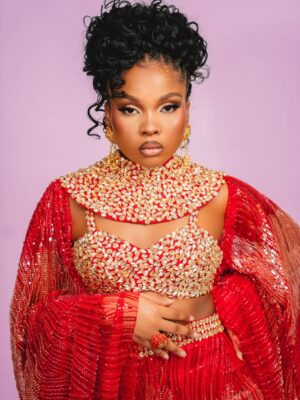Zuchu Instagram - THE GSM FAMILY WEDDING NIGHT
Dressed by @mahaumes
MUA @emeraldglows
HAIR @lismabeauty
Hair Company @africanstar_tanzania
Braids name :Princess
Color .No 1
📸 #Pichayaelly @elly_yd