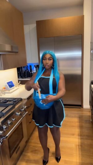 Zuchu Instagram - AMANDA Remix out now‼️ @officialzuchu ft Queen of Dancehall @spiceofficial . Attention🔊 This is a world wide Protest against unfaithful men!!! Ladies let’s goooooo call that man right now and ask him WHO TF IS AMANDA‼️‼️