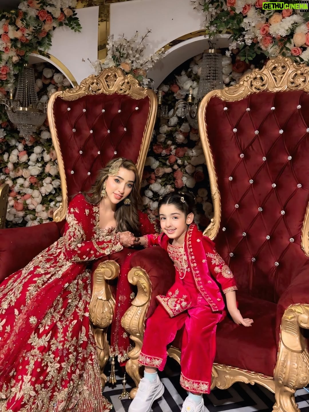 afsha khan - 96.6K Likes - What Wud Be Ur Reaction If u See Me Like this One Day With  Man For Real ?? ♥️

:

outfit @armansuits 

:

#afshakhan