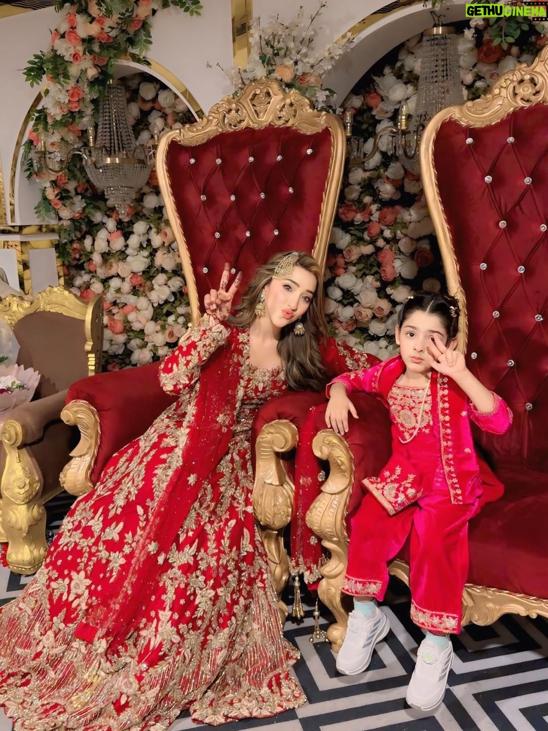 afsha khan - 96.6K Likes - What Wud Be Ur Reaction If u See Me Like this One Day With  Man For Real ?? ♥️

:

outfit @armansuits 

:

#afshakhan