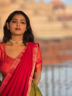 anushka roy Instagram - 🌷✨❤️