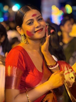 anushka roy Instagram - শুভ বিজয়া ❤️🥺