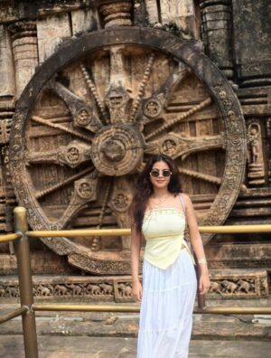 anushka roy Instagram - 🫣❤️