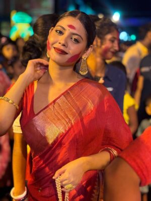 anushka roy Instagram - শুভ বিজয়া ❤️🥺